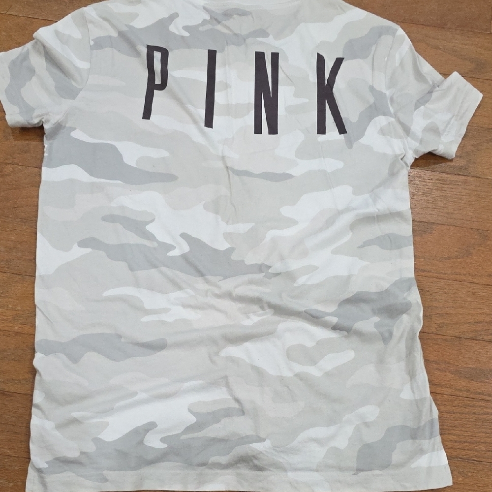 PINK Victoria's Secret Gray Camo Tee‎ - Picture 2 of 3